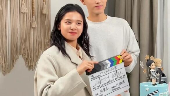 张婧仪身高162还是168