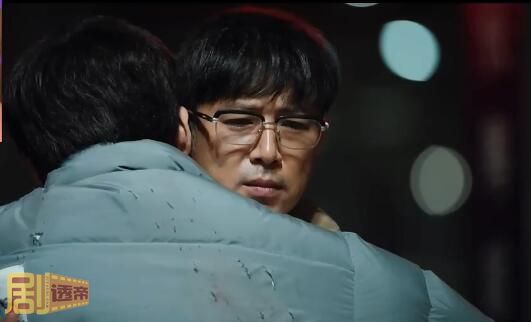 龙城郑西决和郑鸿说的秘密是什么