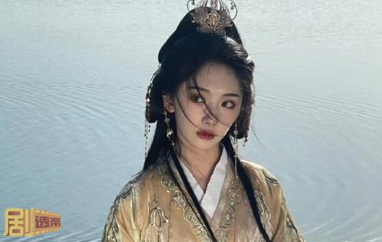 陈飞宇献鱼女主是谁