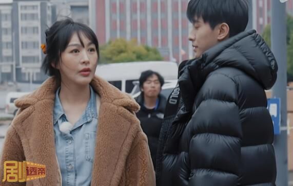 李菲儿录节目骂哭锦超