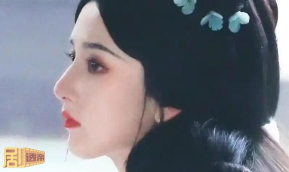 折腰小乔是三国人物吗